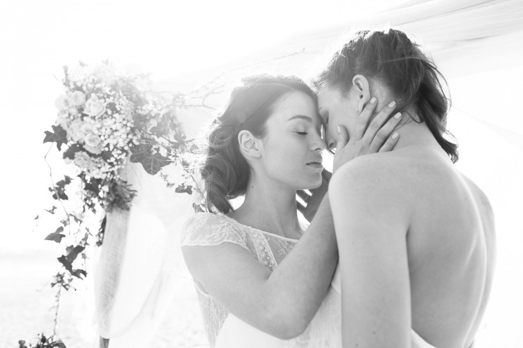 YadelaJoie_Bohème_StMalo_Homo_Lesbienne_Boho_Wedding_Mariage_Noir&Blanc